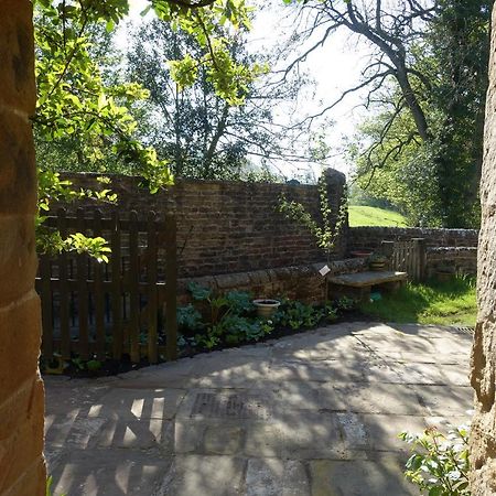 Shed End, In 18Th Century Lothersdale Mill Bd20 8En ภายนอก รูปภาพ